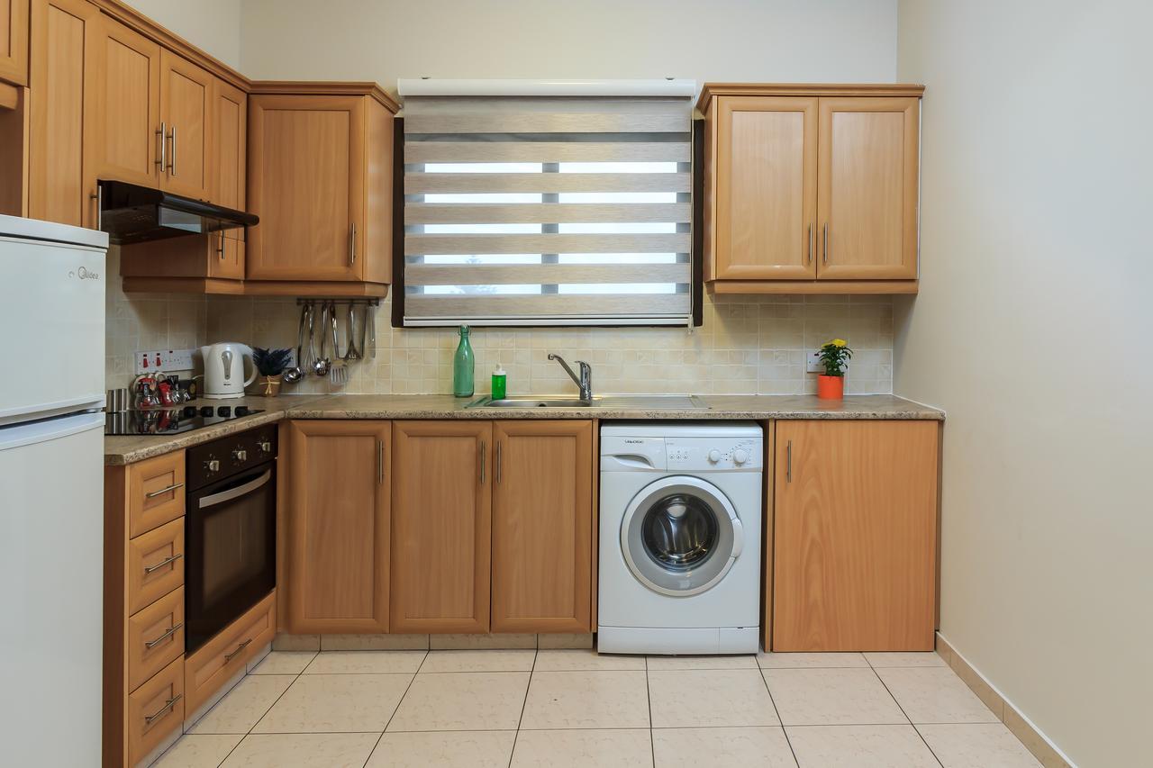 Soho City Apartments Larnaca Esterno foto
